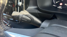 Volvo Xc40 2.0 B4P R DESIGN 5dr AWD Auto Petrol Estate